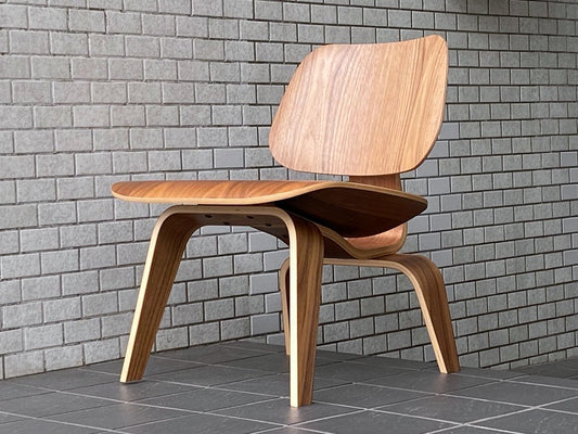 ハーマンミラー Herman Miller LCW ラウンジチェア ウッドレッグ Molded Plywood Lounge Chair ウォールナット C&Rイームズ ミッドセンチュリー ■