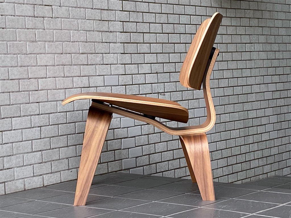 ハーマンミラー Herman Miller LCW ラウンジチェア ウッドレッグ Molded Plywood Lounge Chair ウォールナット C&Rイームズ ミッドセンチュリー ■