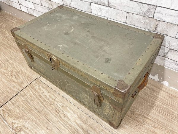 ビンテージ Vintage 木製 トランクケース 鋲打ち ボックス ローテーブル レトロ ディスプレイ 店舗什器 工業系 現状品 ●
