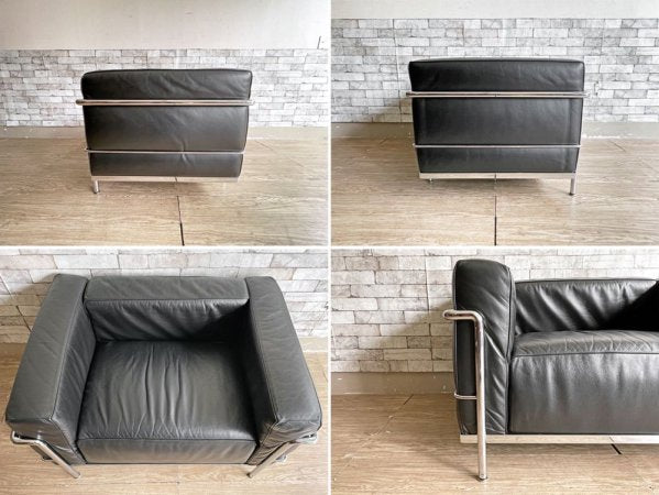 カッシーナ Cassina LC3 グラン コンフォール 1Pソファ アームチェア 本革 FX ル・コルビュジェ MoMA永久所蔵品  モダンデザイン 定価979,000円 ●