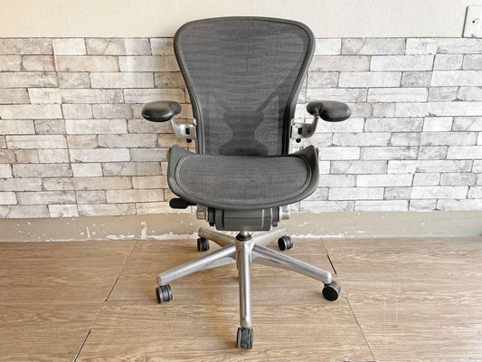 ハーマンミラー Herman Miller アーロンチェア Aeron Chair Bサイズ ポスチャーフィット ポリッシュドアルミベース フル装備 デスクチェア 取扱説明書付き ●