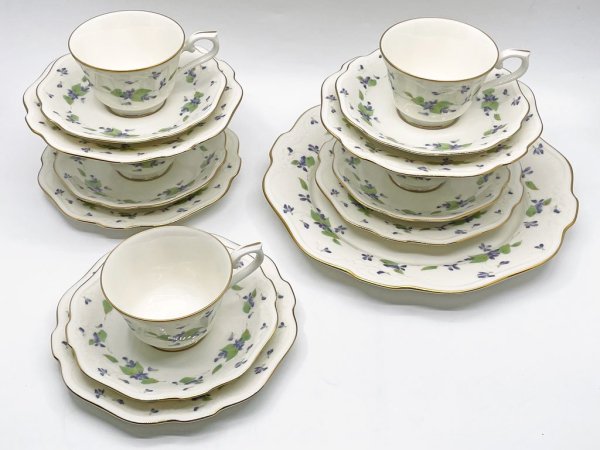 ノリタケ Noritake コンテンポラリーコレクション カップ＆ソーサー C&S トリオセット スミレ ボーンチャイナ 廃番品 C ●