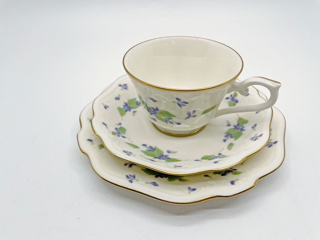 ノリタケ Noritake コンテンポラリーコレクション カップ＆ソーサー C&S トリオセット スミレ ボーンチャイナ 廃番品 E ●