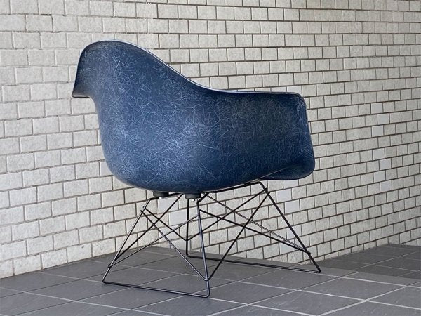 ハーマンミラー Herman Miller アームシェルチェア LAR 現行FRP製 ネイビー キャッツクレイドル ラウンジベース C&R イームズ ■