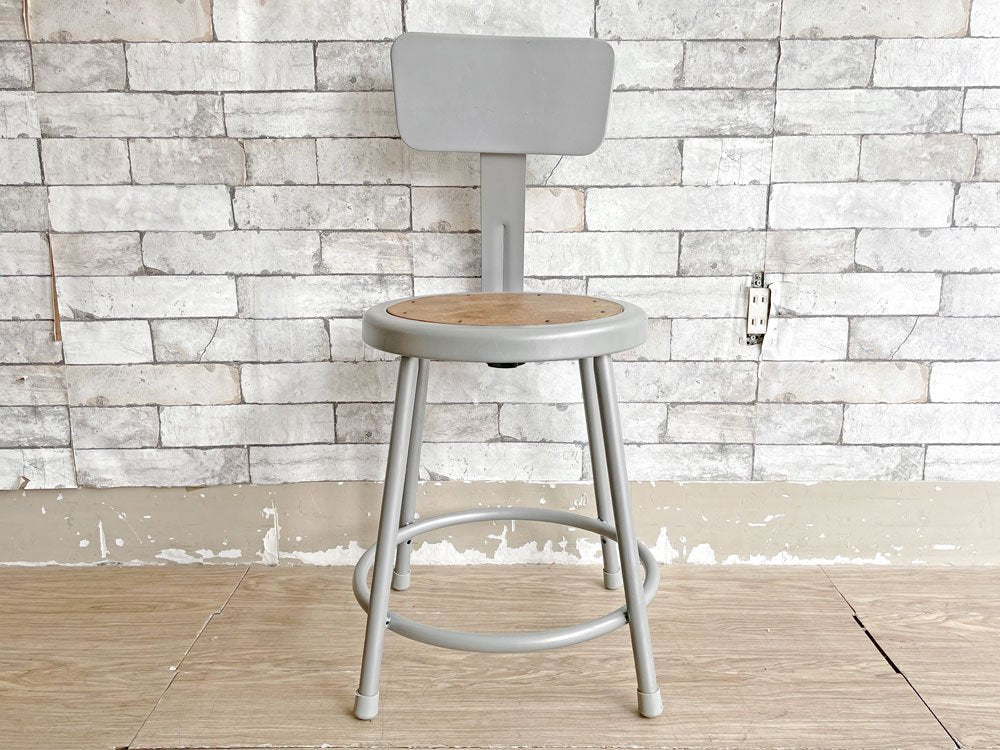 ラボスツール LAB STOOL Sサイズ バックレスト付き チェア インダストリアル パシフィックファニチャーサービス P.F.S取扱 ●