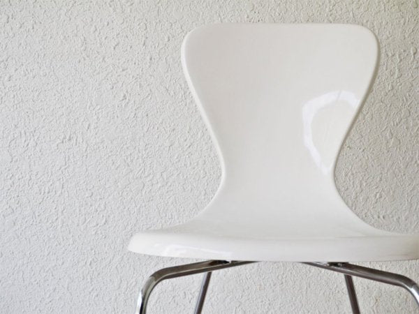 イデー IDEE ヨーンチェア YAWN CHAIR FRP製 ホワイト ダイニングチェア 廃盤品 岡嶌 要 デザイン A ◇