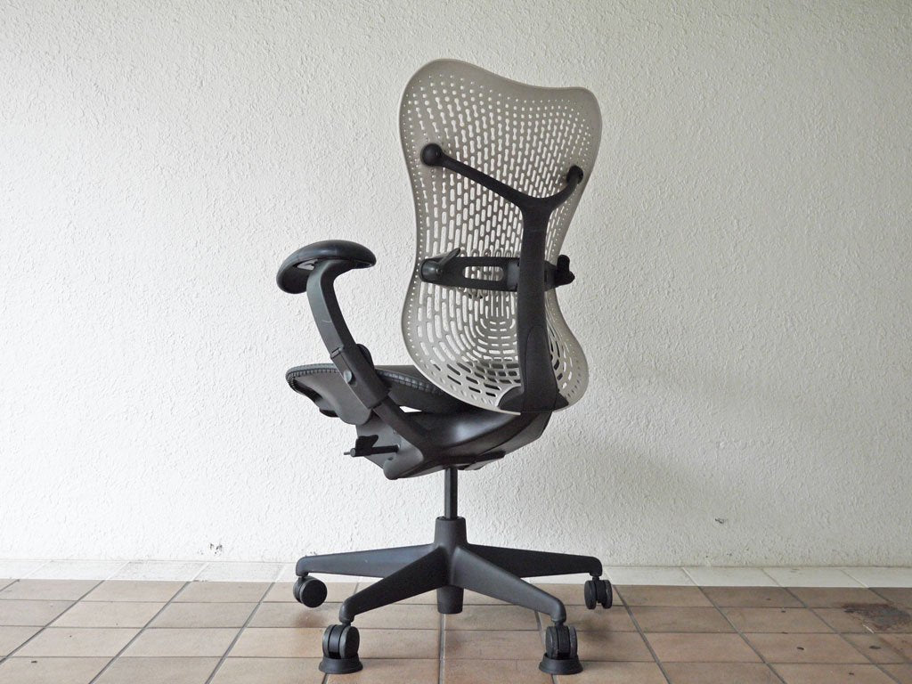 ハーマンミラー Herman Miller ミラチェア Mirra Chair アルパイン×グラファイトカラー スタジオ7.5 デスクチェア ◇