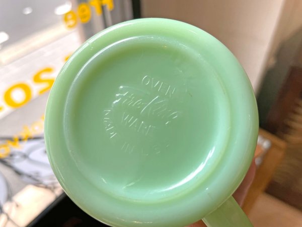 ファイヤーキング Fire King ジェダイ Jadeiteマグカップ Dハンドル  ミルクガラス アメリカ ★