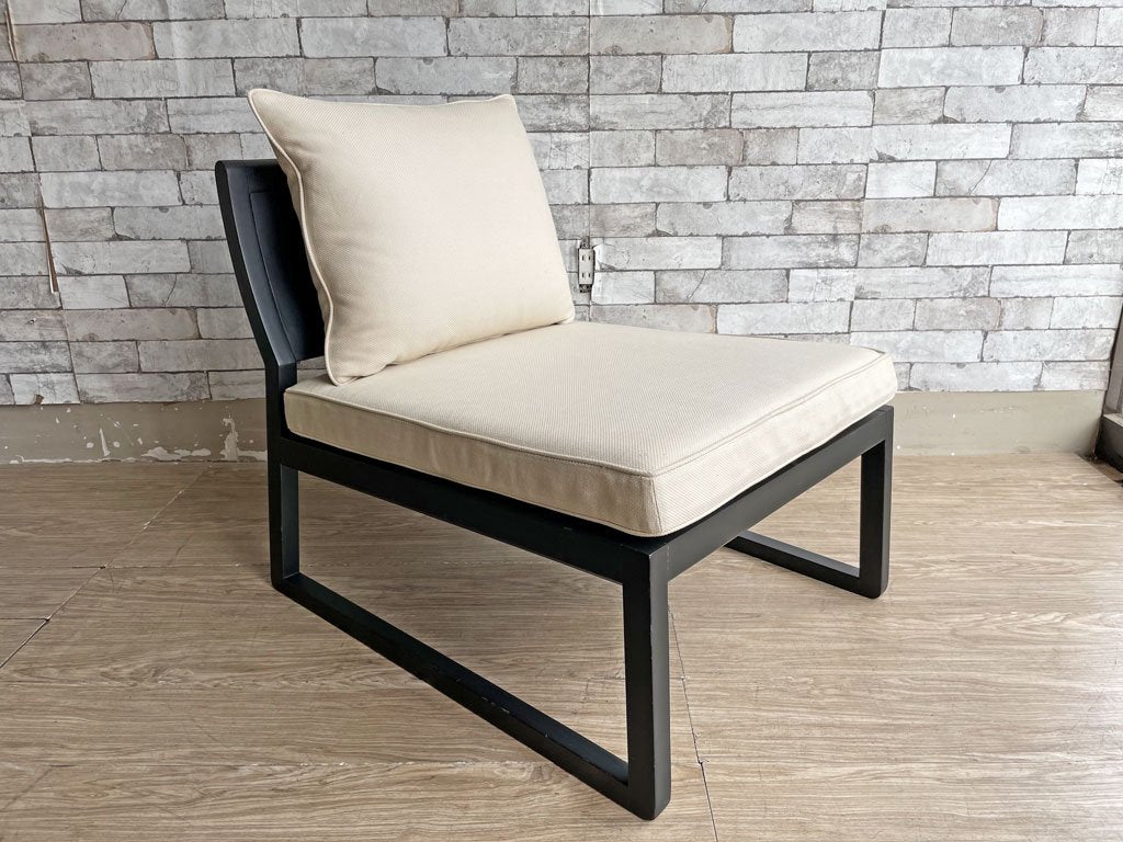 カッシーナ・イクスシー Cassina IXC イーストバイイーストウェスト East by Eastwest ヴィオラ VIOLA ラウンジチェア 廃番 参考定価\86,184- ●