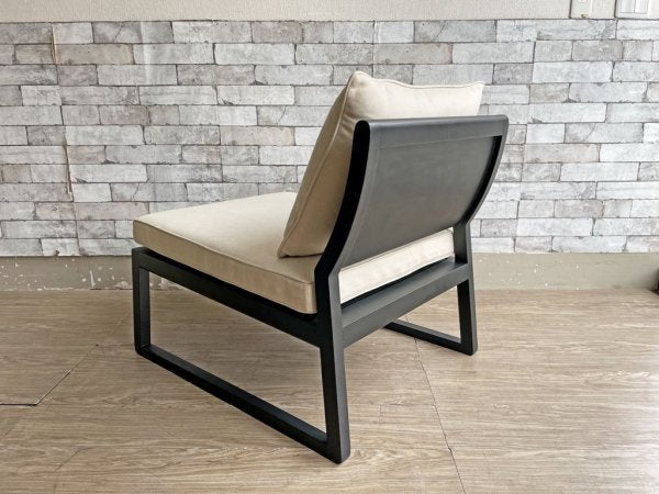 カッシーナ・イクスシー Cassina IXC イーストバイイーストウェスト East by Eastwest ヴィオラ VIOLA ラウンジチェア 廃番 参考定価\86,184- ●