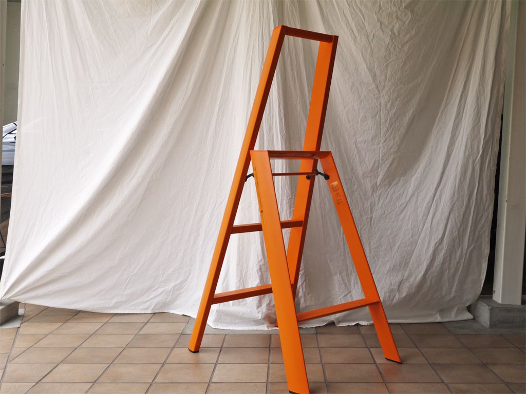 メタフィス METAPHYS × 長谷川工業 Hasegawa ルカ―ノ Lucano 3ステップ オレンジ ステップスツール 脚立 踏み台 グッドデザイン賞 ◇