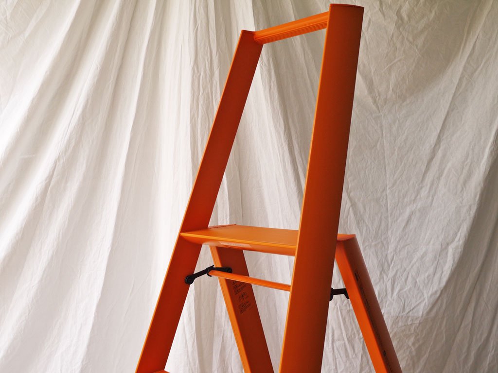 メタフィス METAPHYS × 長谷川工業 Hasegawa ルカ―ノ Lucano 3ステップ オレンジ ステップスツール 脚立 踏み台 グッドデザイン賞 ◇
