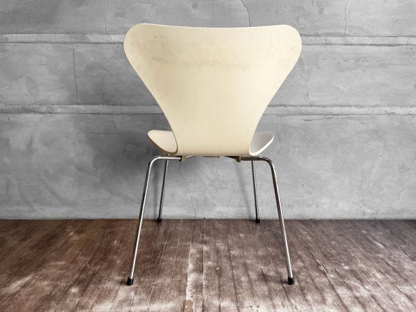 フリッツハンセン Fritz Hansen セブンチェア ダイニングチェア スタッキングチェア ラッカーホワイト 1990年製 アルネ・ヤコブセン デンマーク 北欧家具 A♪