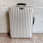 リモワ RIMOWA クラシックフライト スーツケース キャリーケース シルバー レザートップハンドル 35L TSAロック 2輪 
 最終モデル ドイツ製 希少 ♪