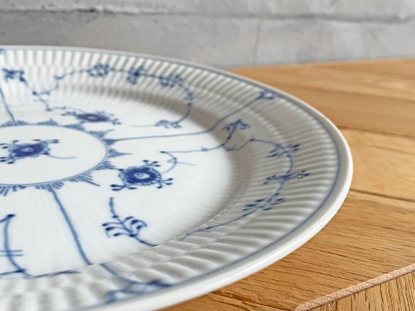ロイヤルコペンハーゲン Royal Copenhagen ブルーフルーテッド プレイン Blue Fluted Plain プレート 25cm デンマーク 北欧食器 ♪