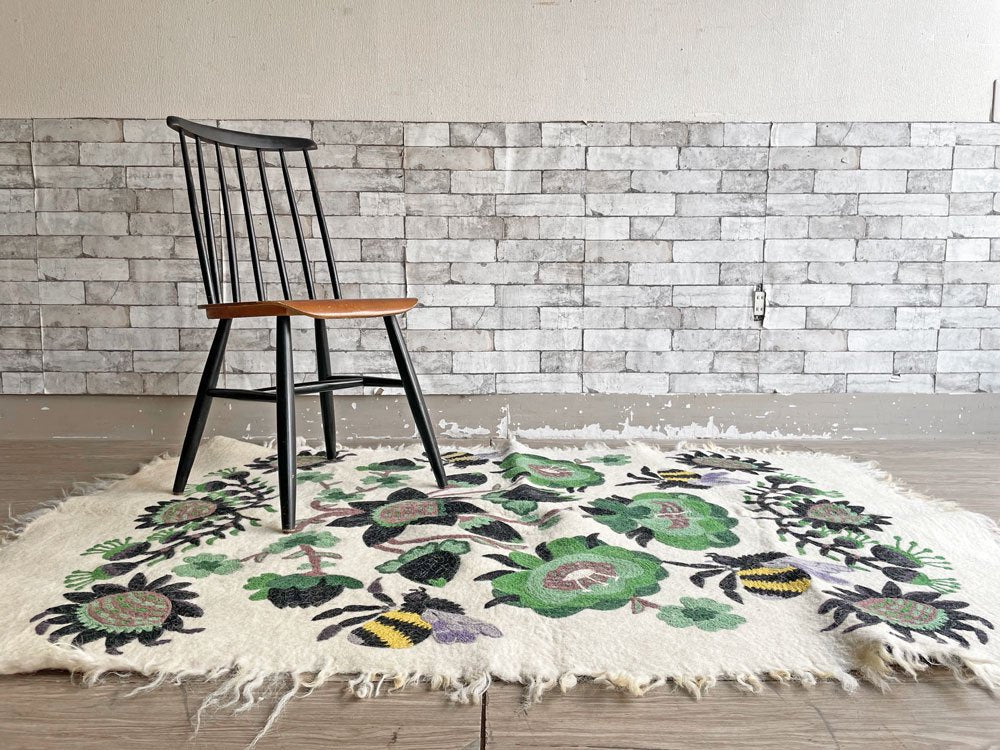 ティカウ TIKAU ボンブローフェルトラグ BOMBROO FELT RUG ウール 100％ クラウス・ハーパニエミ Klaus Haapaniemi デザイン 定価：10万円以上 ●