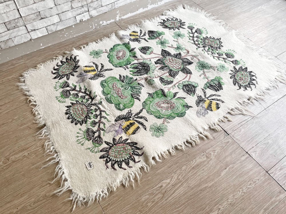 ティカウ TIKAU ボンブローフェルトラグ BOMBROO FELT RUG ウール 100％ クラウス・ハーパニエミ Klaus Haapaniemi デザイン 定価：10万円以上 ●