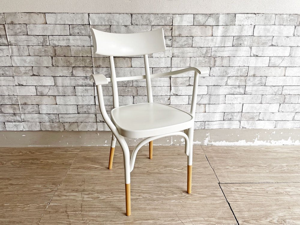 ゲブルダートーネットヴィエナ Gebruder Thonet Vienna GmbH Czech アームチェア ダイニングチェア ベントウッド 曲木 ブナ材 参考価格￥170,500- B ●