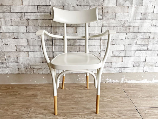 ゲブルダートーネットヴィエナ Gebruder Thonet Vienna GmbH Czech アームチェア ダイニングチェア ベントウッド 曲木 ブナ材 参考価格￥170,500- C ●