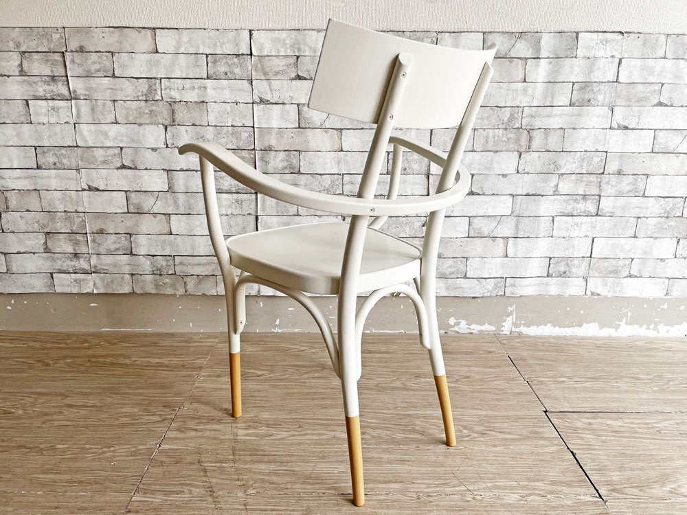 ゲブルダートーネットヴィエナ Gebruder Thonet Vienna GmbH Czech アームチェア ダイニングチェア ベントウッド 曲木 ブナ材 参考価格￥170,500- C ●