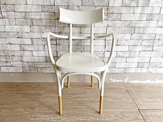 ゲブルダートーネットヴィエナ Gebruder Thonet Vienna GmbH Czech アームチェア ダイニングチェア ベントウッド 曲木 ブナ材 参考価格￥170,500- D ●