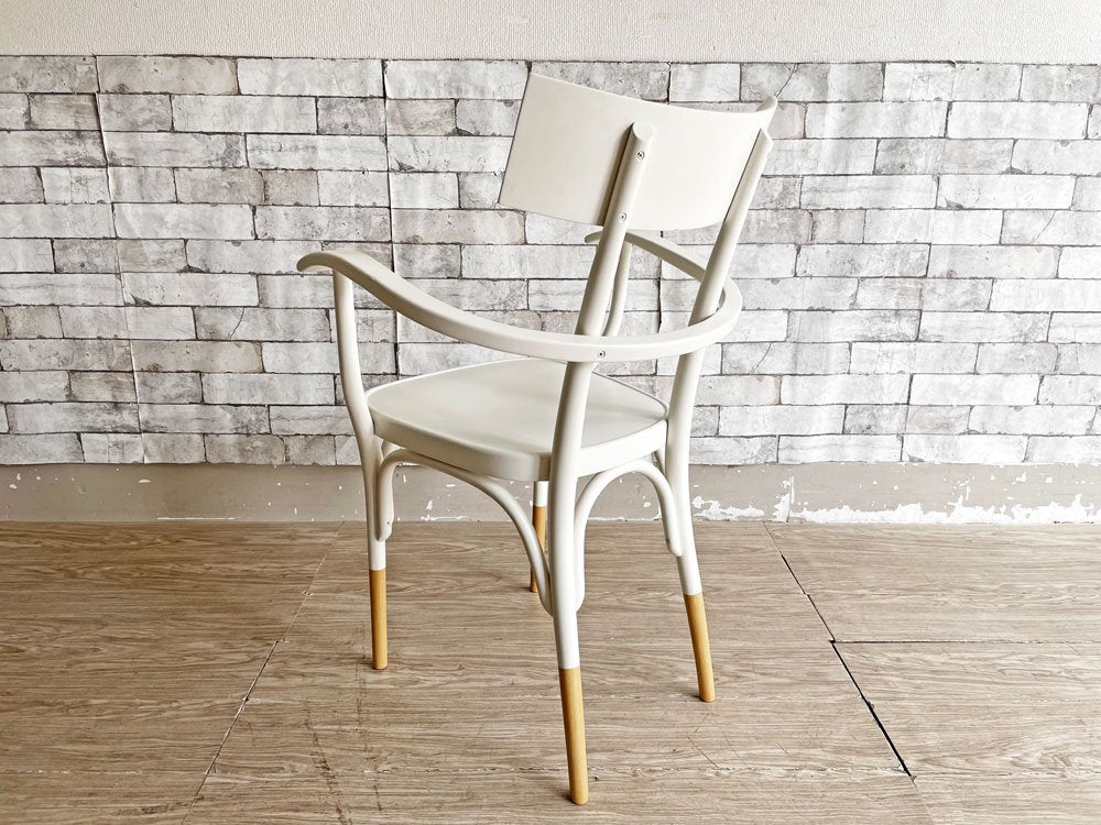 ゲブルダートーネットヴィエナ Gebruder Thonet Vienna GmbH Czech アームチェア ダイニングチェア ベントウッド 曲木 ブナ材 参考価格￥170,500- D ●