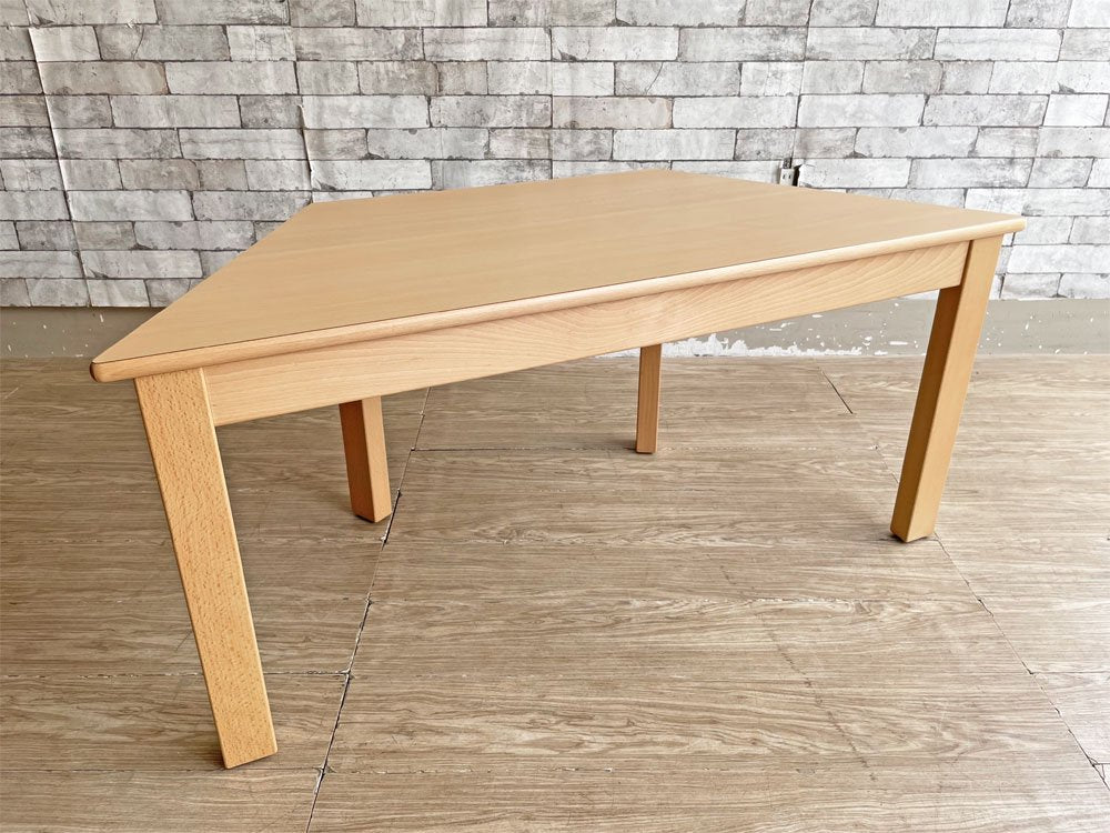 ベカ BEKA システムテーブル 台形 ブナ材 ナチュラル W120cm キッズテーブル ドイツ ボーネルンド BorneLund 取扱 定価￥77,000- ●