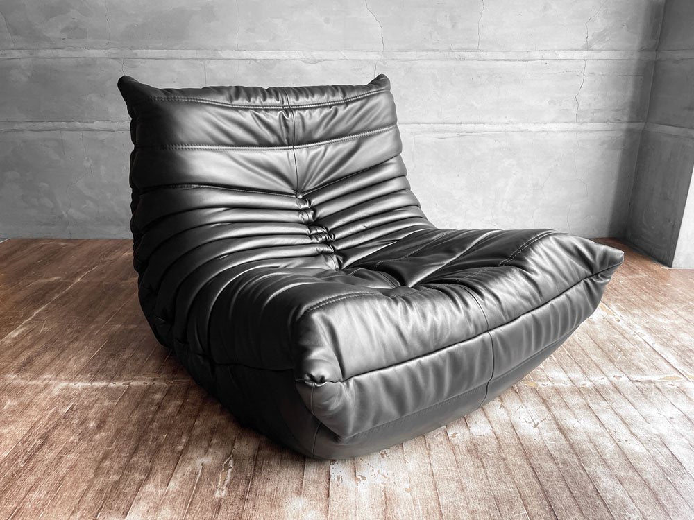 リーンロゼ ligne roset トーゴ TOGO 1Pソファ 1人掛けソファ PVCレザー ブラック ミッシェル・デュカロワ Michel Ducaroy 定価￥152,900- 美品 ♪