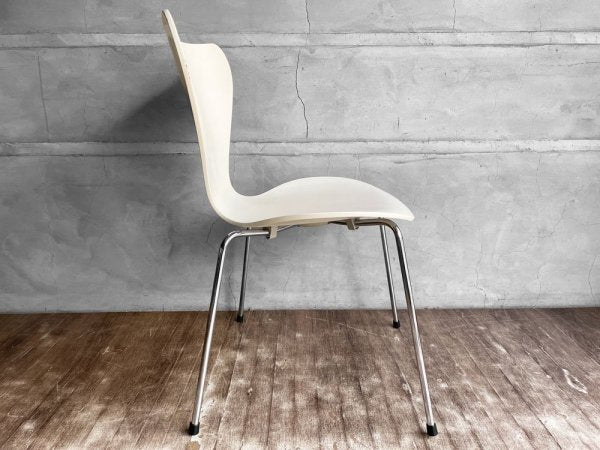 フリッツハンセン Fritz Hansen セブンチェア ダイニングチェア スタッキングチェア ラッカー仕上げ ホワイト 1999年製 アルネ・ヤコブセン デンマーク 北欧家具 B ♪