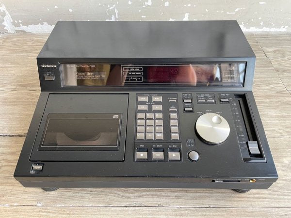 テクニクス Technics SL-P1300 CDプレーヤー オーディオ リモコン付き 1988年販売モデル 当時定価￥200,000- 希少 ●