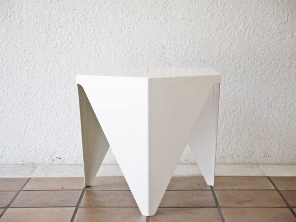 ヴィトラ vitra イサム・ノグチ デザイン プリズマティックテーブル Prismatic Table サイドテーブル ホワイト 廃番品 ◇