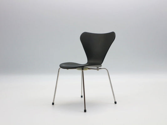 1:6 Design セブンチェア SEVEN CHAIR ミニチュア オブジェ 置物 インテリア 1/6スケール アルネ・ヤコブセン Arne Jacobsen 北欧雑貨 デンマーク ◎