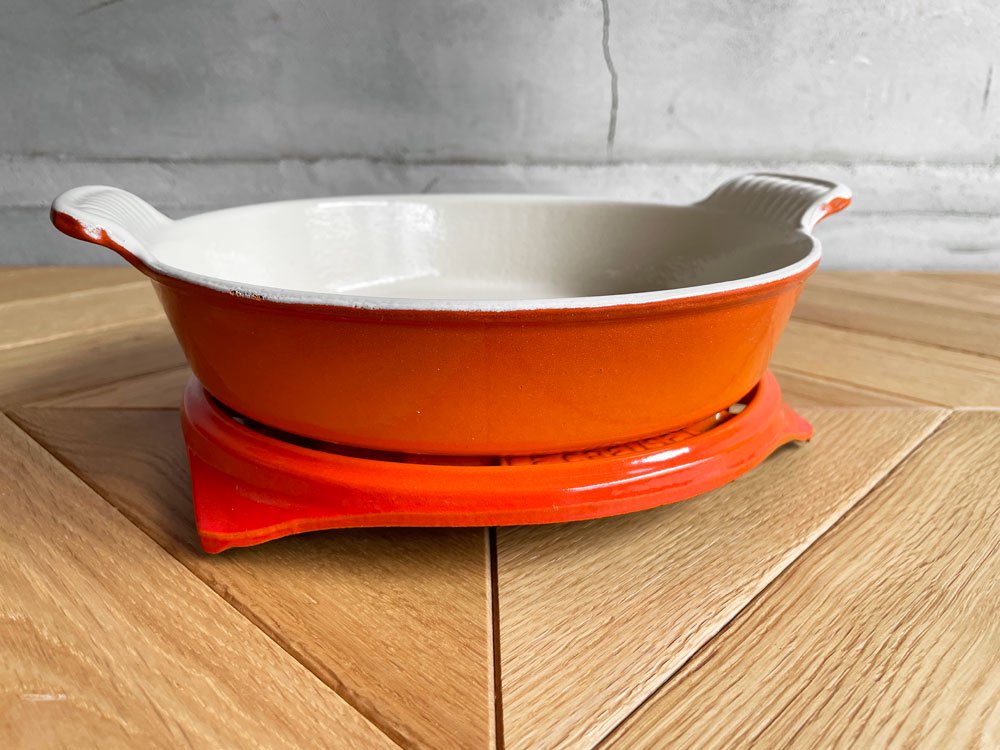 ルクルーゼ LE CREUSET ラウンドトリベット オレンジ Φ22cm 鍋敷き 鋳物 フランス 廃番 ♪