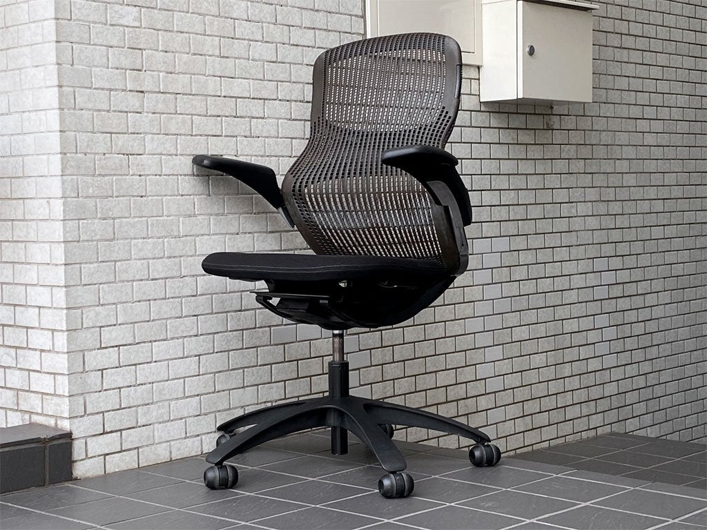 ノル Knoll ジェネレーション Generation デスクチェア オフィスチェア ブラック 昇降機能 自動サスペンションコントロール 参考価格￥123,600- ■