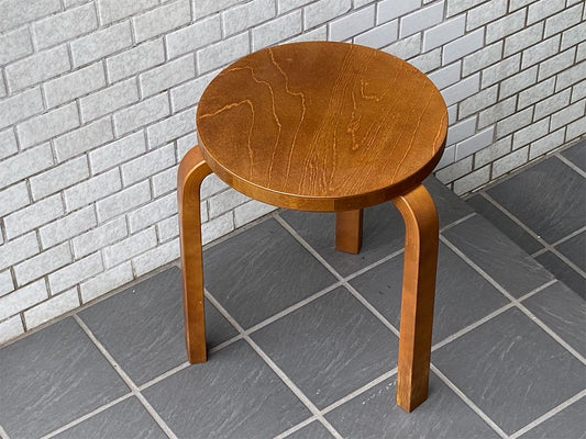 アルテック artek スツール60 Stool60 3本脚 バーチ材 ウォールナットステイン アルヴァ・アアルト 北欧家具 ■