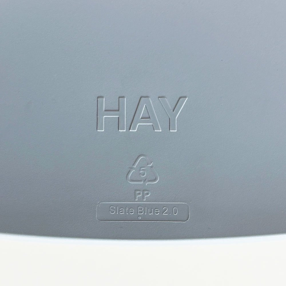 ヘイ HAY アバウト ア チェア ABOUT A CHAIR AAC22 アームチェア ダイニングチェア スレートブルー ヒー・ウェリング 北欧モダン デンマーク 定価￥59,400- ●