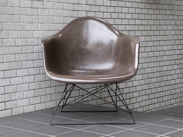 ハーマンミラー Herman Miller アームシェルチェア LAR 現行FRP製 シールブラウン キャッツクレイドル ラウンジベース C&R イームズ ■