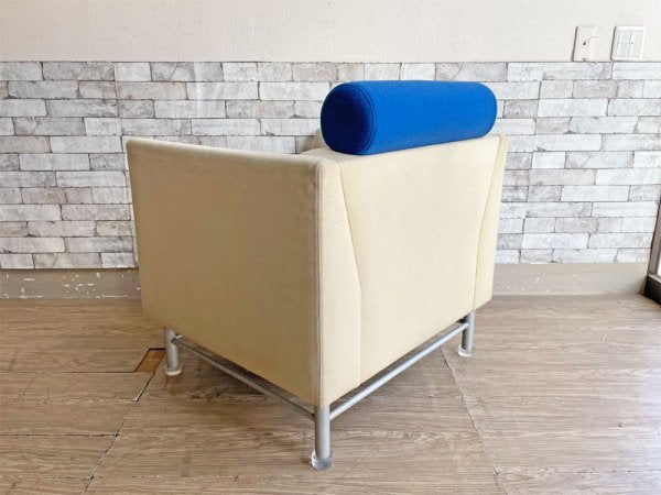 ノル Knoll イーストサイドソファ Eastside Sofa 1人掛けソファ ファブリック ホワイト×ブルー エットーレ・ソットサス Ettore Sottsass ポストモダン ●