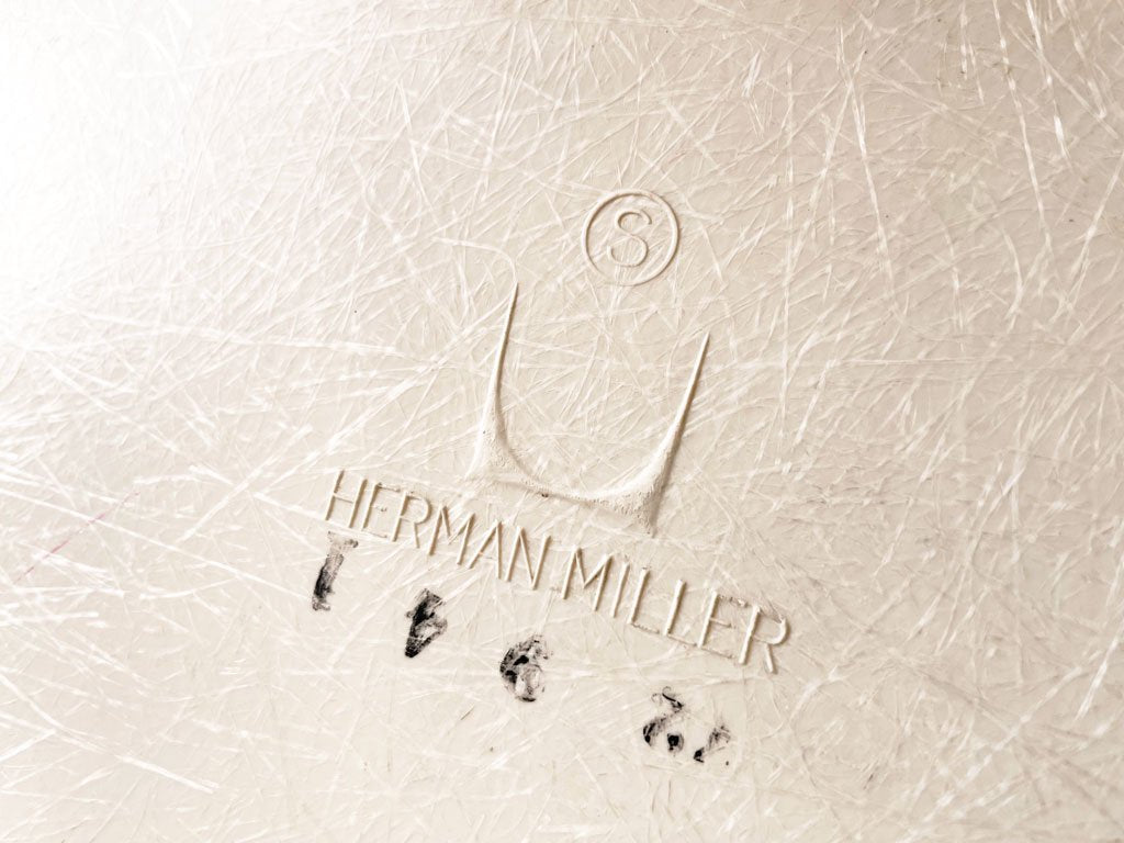 ハーマンミラー Herman Miller サイドシェルチェア セカンド 2nd ビンテージ ナウガレザー エッフェルベース イームズ レッド系 ★