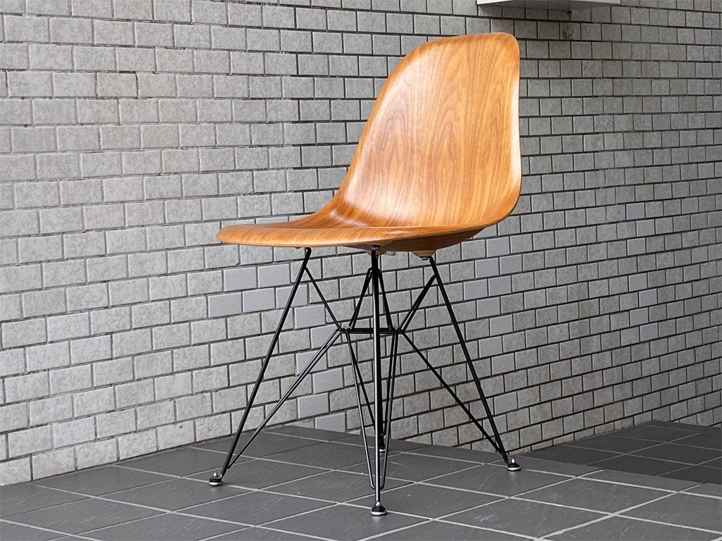 ハーマンミラー Herman Miller サイドシェルチェア DWSR ウォールナット ウッドシェル エッフェルベース C&R イームズ ミッドセンチュリー B ■