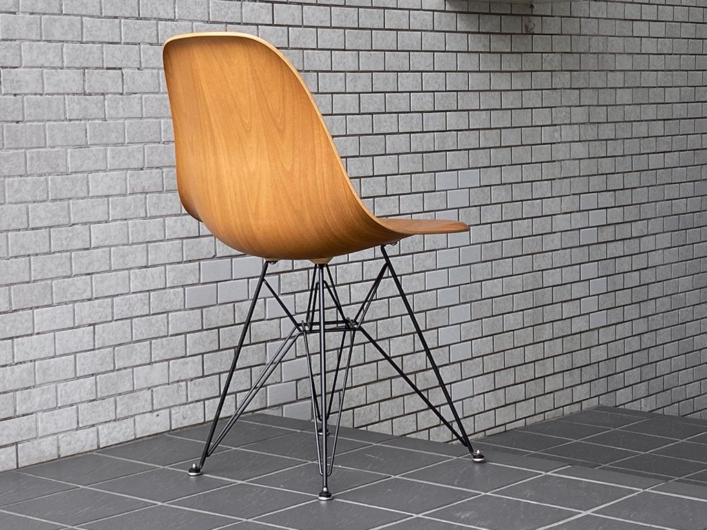 ハーマンミラー Herman Miller サイドシェルチェア DWSR ウォールナット ウッドシェル エッフェルベース C&R イームズ ミッドセンチュリー B ■