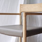 バイ インテリアズ by interiors スィーピー SWEEPY chair アームチェア ナチュラル PVCレザーシート グレー 大城健作 ◇