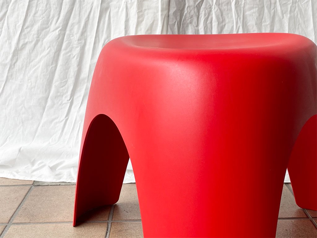 ヴィトラ vitra. エレファントスツール Elephant Stool ポリプロピレン製 レッド 柳宗理 ミッドセンチュリー MoMA 永久収蔵品 ◇