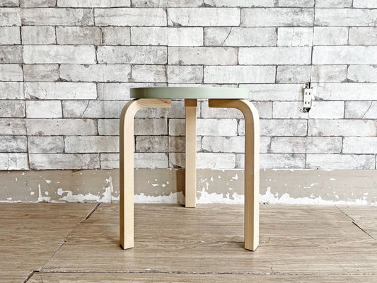 アルテック artek スツール60 Stool60 グリーンラッカー パイミオカラー 3本脚 Lレッグ アルヴァ・アアルト スタッキング 北欧家具 ●