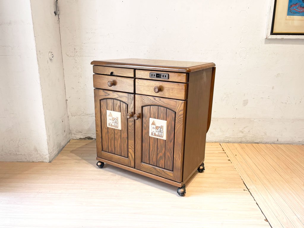 森のサーカス 四国工芸 バタフライ キッチン ワゴン テーブル 楢無垢材天板 タイル装飾 多目的家具 ★