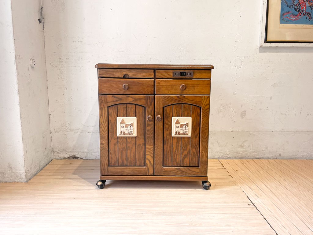 森のサーカス 四国工芸 バタフライ キッチン ワゴン テーブル 楢無垢材天板 タイル装飾 多目的家具 ★