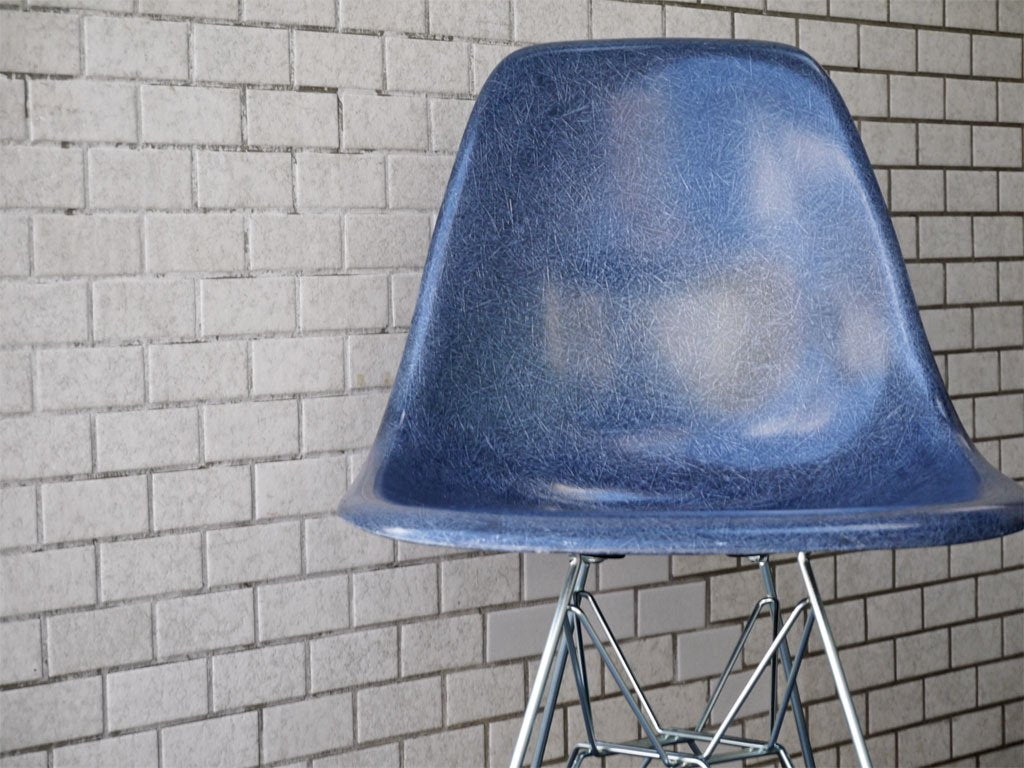 ハーマンミラー Herman Miller サイドシェルチェア 現行FRP製 ネイビー エッフェルベース C&R イームズ ミッドセンチュリー ■