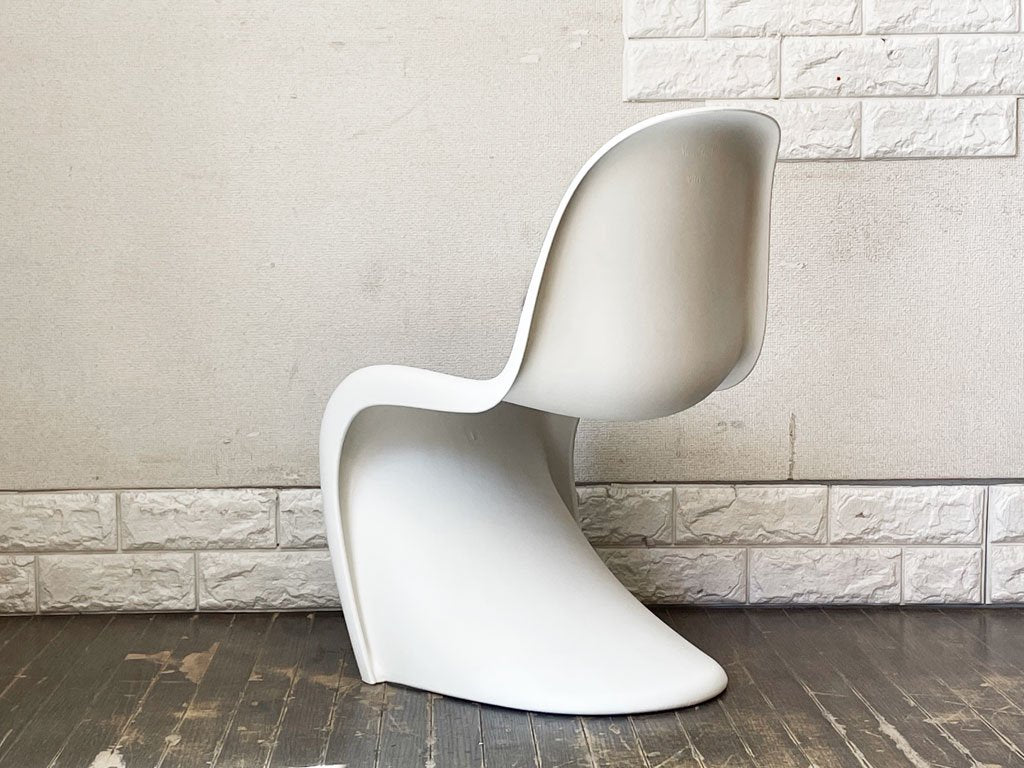 ヴィトラ vitra. パントンチェア Panton Chair ジュニア キッズチェア ホワイト ヴェルナー・パントン Verner Panton スタッキングチェア ミッドセンチュリー  ◎