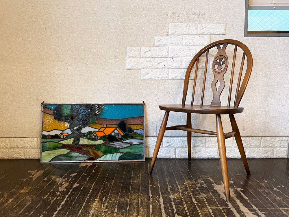 ステンドグラス 風景 家 グラスアート ウォールデコ 壁飾り 73×41cm クラシカルスタイル B ◎