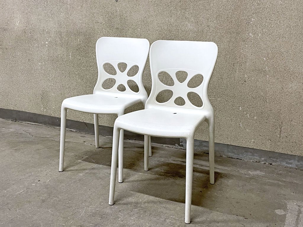 カリガリス Calligaris ネオンチェア NEON Chair スタッキングチェア 2脚セット ホワイト カフェスタイル 軽量 イタリア モダンデザイン 〓